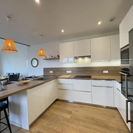Apartman Le Corner - Hyper Centre - Terrasse - 8 Pers